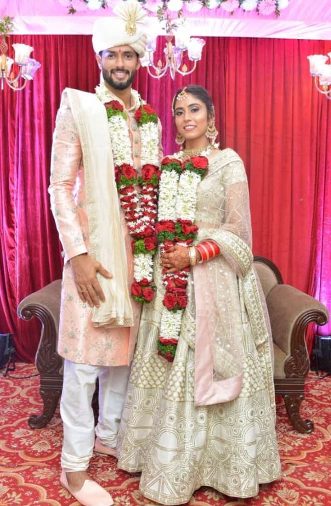 Shivam Dube And Anjum Khan Marriage Photos
