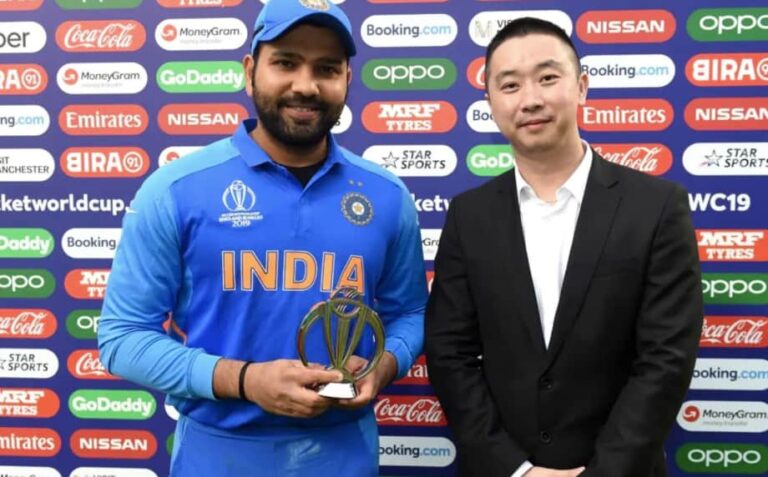 Who Decides Man of the Match in Cricket